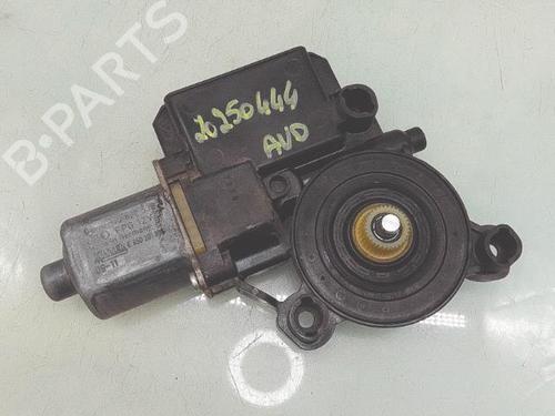 Used Right front window motor Right front window motor VW POLO V (6R1, 6C1) 1.6 TDI (90 hp) 31083975 31083975