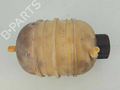 Used Expansion tank PEUGEOT 206 Hatchback (2A/C) 1.6 i (89 hp) 26168328