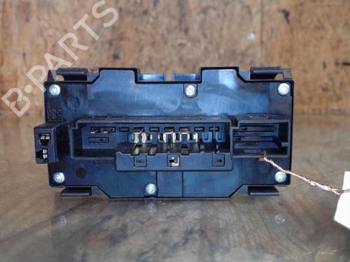 Used Warning switch MERCEDES-BENZ C-CLASS (W202) C 200 CDI (202.134) (102 hp) 25370384