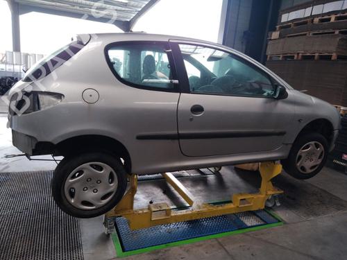 Sikringsdåse PEUGEOT 206 Hatchback (2A/C) 1.9 D | BP25350212E1 