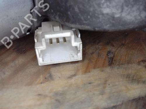 Used Right rear window motor Right rear window motor RENAULT TRAFIC II Bus (JL) 2.0 dCi 90 (JL00, JL01, JL0H, JL0M, JL0P, JL0S) (90 hp) 25359040 25359040