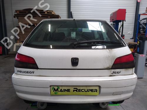 Fensterheber links vorne PEUGEOT 306 Hatchback (7A, 7C, N3, N5) 1.9 D | BP30486070C22