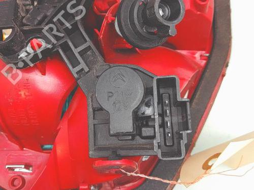 right-tailgate-light-citroen-c5-iii-break-rw_-2008-2009-2010-2011-2012-2013-2014-2015-2016-2017-32068508 main image