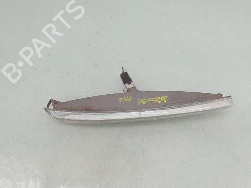 left-daytime-light-peugeot-807-eb_-2002-36418496 main image