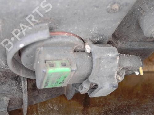 Used Left front fog light Left front fog light PEUGEOT 407 SW (6E_, 6D_) 2.0 HDi 135 (136 hp) 25358642 25358642