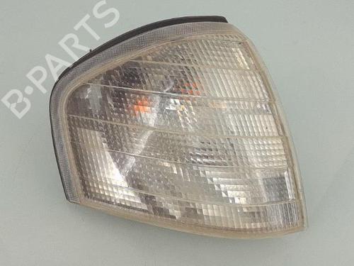 Used Right front indicator Right front indicator MERCEDES-BENZ C-CLASS (W202) C 220 D (202.121) (95 hp) 26192023 26192023