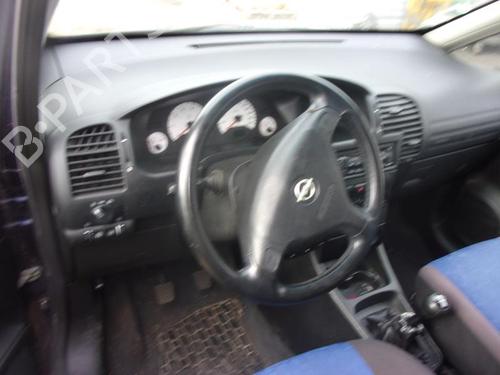 Left headlight OPEL ZAFIRA A MPV (T98) 1.6 16V (F75) | BP25367228C28 