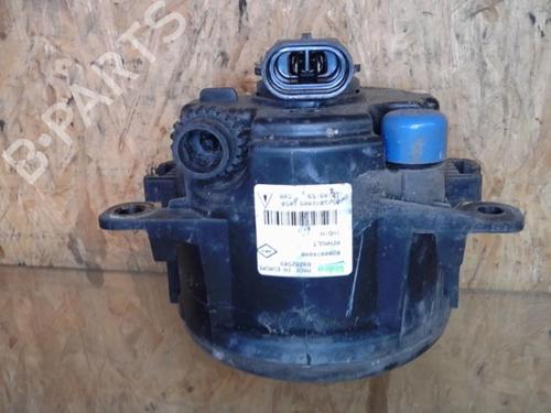 right-front-fog-light-renault-megane-iii-hatchback-bz01_-b3_-2008-25367462 main image