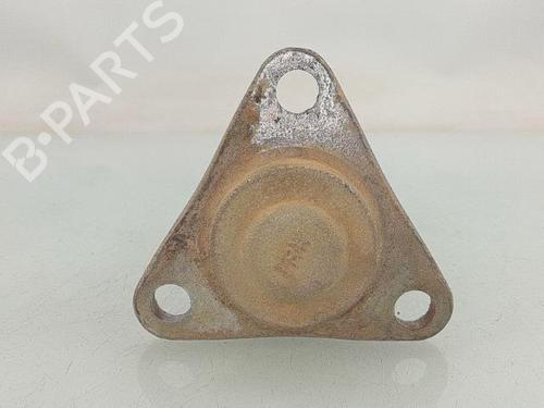 Used Right front suspension arm Right front suspension arm RENAULT MASTER I Van (T__) 28-35 2,5 D (75 hp) 30615724 30615724