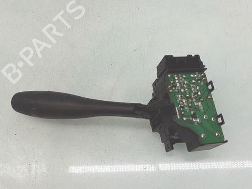 Mando intermitentes / limpia Mando intermitentes / limpia MITSUBISHI L200 (K7_T, K6_T, K5_T) 2.5 TD 4WD (K74T) (99 hp) 34201967 34201967