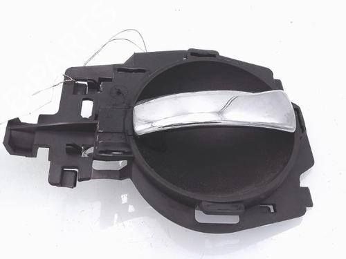 Used Rear left interior door handle Rear left interior door handle 25366117 25366117