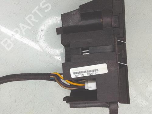 switch-lancia-musa-350_-2004-2005-2006-2007-2008-2009-2010-2011-2012-36418488 main image