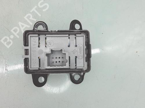 Used Switch Switch RENAULT LAGUNA III (BT0/1) 1.5 dCi (BT00, BT0A, BT0T, BT1J) (110 hp) 31853708 31853708