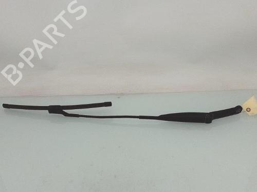 Used Front windshield wiper arm LANCIA MUSA (350_) 1.3 D Multijet (350.AXM11, 350.AXM1A, 350.AXI1A) (95 hp) 29012399