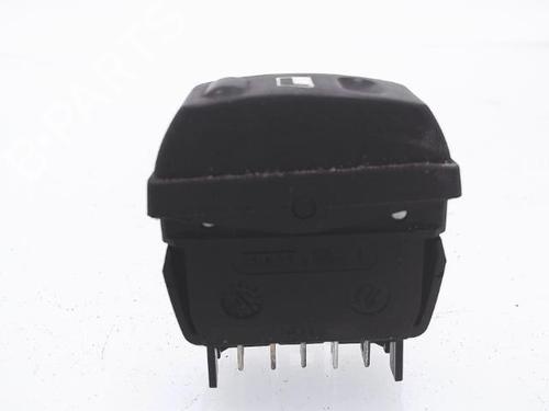 Used Right front window switch Right front window switch CITROËN XSARA PICASSO (N68) 2.0 HDi (90 hp) 25372489 25372489