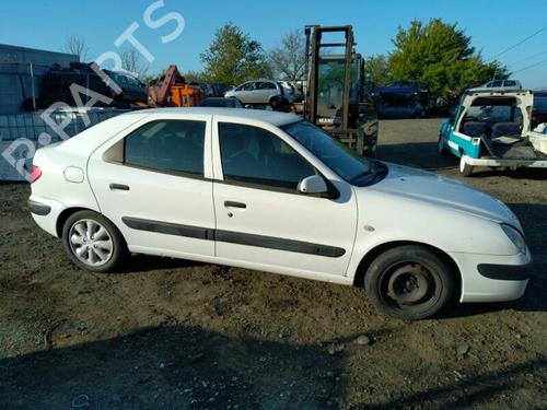 Left front fog light CITROËN XSARA (N1) 2.0 HDi 90 | BP25358671C30 