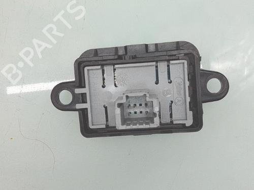 Switch RENAULT MEGANE III Coupe (DZ0/1_) 1.5 dCi (DZ09, DZ0D, DZ1F, DZ1G, DZ14, DZ29) | BP32985795I30 - Image 2
