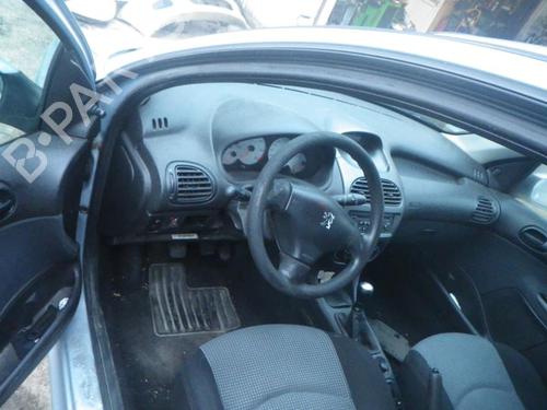 Retrovisor izquierdo PEUGEOT 206 Hatchback (2A/C) 1.4 HDi eco 70 | BP25367776C26 