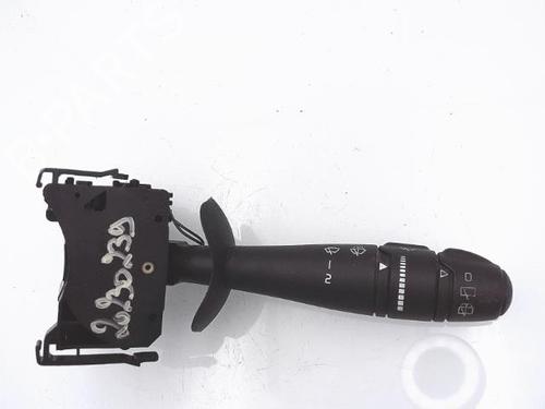 Used Steering column stalk RENAULT LAGUNA II Grandtour (KG0/1_) 1.9 dCi (KG0G) (120 hp) 25365957