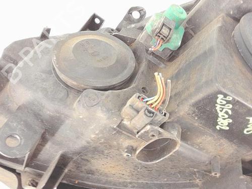 Right headlight RENAULT SCÉNIC II (JM0/1_) 1.5 dCi (JM1E, JM16) | BP30128551C29