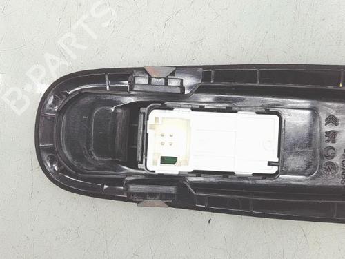 Used Right front window switch Right front window switch 37263472 37263472