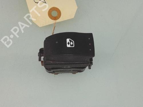 Used Right front window switch RENAULT TRAFIC II Van (FL) 1.9 dCi 80 (FL0B) (82 hp) 26429457