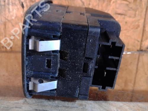 Pulsantiera PEUGEOT 206 Hatchback (2A/C) 1.9 D (69 hp) 25373378