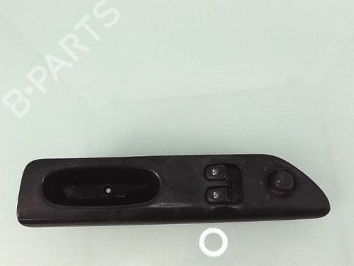 Used Left front window switch RENAULT LAGUNA I (B56_, 556_) 1.9 dTi (B56J) (98 hp) 25360046