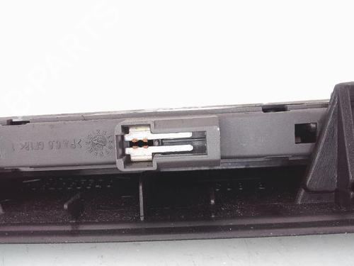 Used Third brake light Third brake light ALFA ROMEO 147 (937_) 1.9 JTD (937.AXD1A, 937.BXD1A, 937.AXV1A, 937.BXB1A,... (115 hp) 25360160 25360160