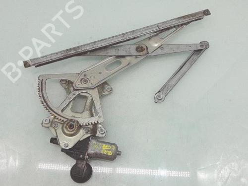 Rudehejsemekanisme Højre foran LEXUS IS II (_E2_) 220d (ALE20) (177 hp) 31953767