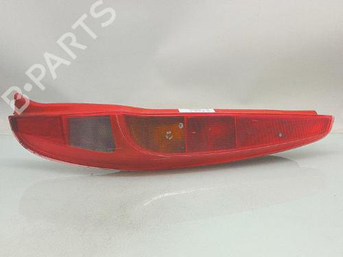 Feu arrière droit FIAT PUNTO (188_) 1.2 60 (188.030, .050, .130, .150, .230, .250) (60 hp) 31974603