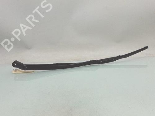 Front windshield wiper arm LEXUS IS II (_E2_) 220d (ALE20) | BP31953797C143