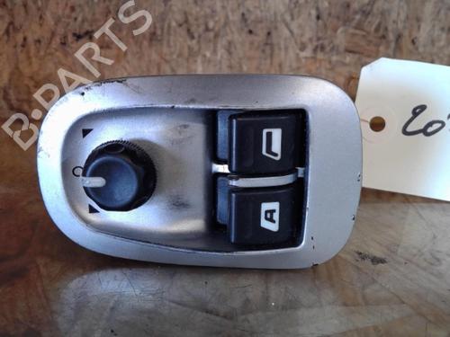 Used Switch Switch PEUGEOT 206+ (2L_, 2M_) 1.4 HDi eco 70 (68 hp) 25366795 25366795