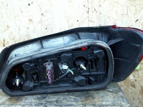 Używane Lampa tylna lewa PEUGEOT 306 Hatchback (7A, 7C, N3, N5) 1.9 DT (90 hp) 25373804