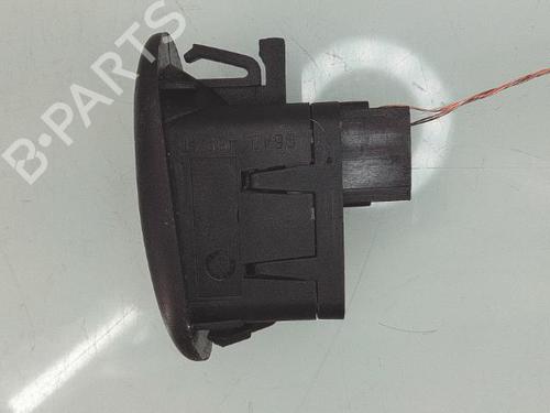 Used Right front window switch Right front window switch PEUGEOT 1007 (KM_) 1.4 HDi (68 hp) 26617481 26617481