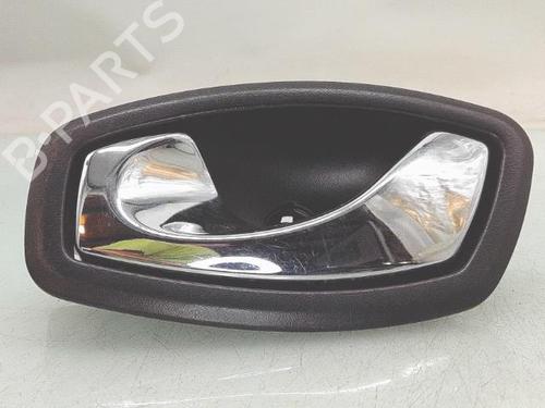 front-left-interior-door-handle-renault-megane-iii-hatchback-bz01_-b3_-2008-35989473 main image