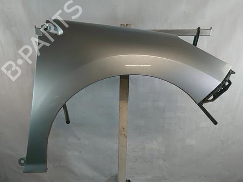 Used Right front fenders Right front fenders 36833772 36833772