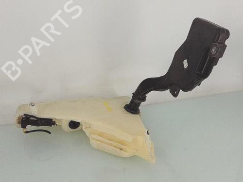 Used Windscreen washer tank AUDI A4 B8 Avant (8K5) 2.0 TDI (143 hp) 27174412