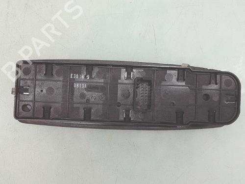 Used Left front window switch Left front window switch RENAULT MEGANE III Hatchback (BZ0/1_, B3_) 1.9 dCi (BZ0N, BZ0J) (131 hp) 33724745 33724745