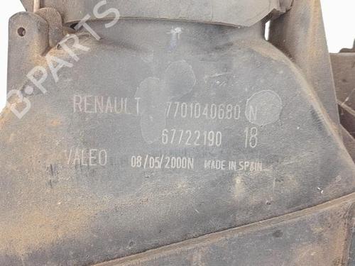 Used Left front fog light Left front fog light RENAULT MEGANE Scenic (JA0/1_) 1.9 dTi (JA0N) (98 hp) 27453260 27453260