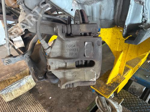 Left front brake caliper CITROËN C3 III (SX) 1.2 VTi 82 | BP38954956M105 - Image 3