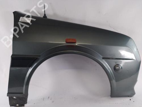 Used Right front fenders Right front fenders AUSTIN METRO I Fastback (XF) 1.0 Surf HLE (48 hp) 25352991 25352991