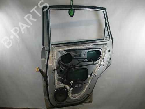 Right rear door CHEVROLET CAPTIVA (C100, C140) 2.0 D 4WD | BP29861236C5