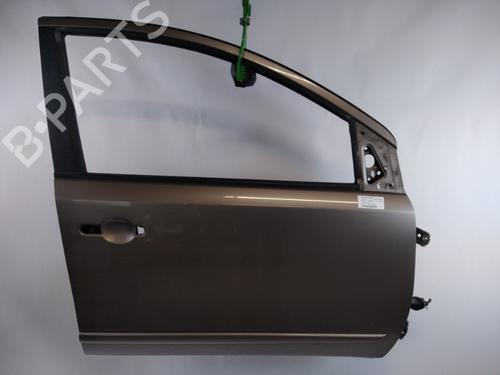 Used Right front door NISSAN NOTE (E11, NE11) 1.5 dCi (86 hp) 25349700