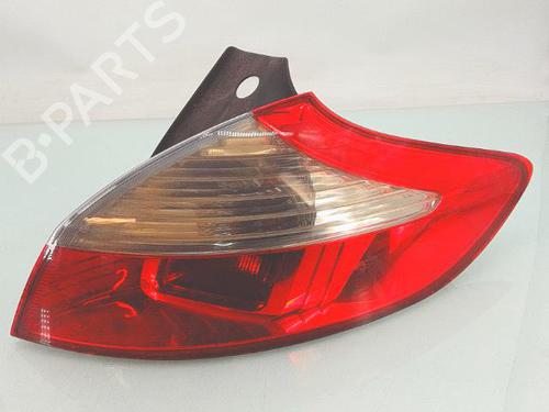 Used Right taillight RENAULT MEGANE III Hatchback (BZ0/1_, B3_) 1.9 dCi (BZ0N, BZ0J) (131 hp) 30110010