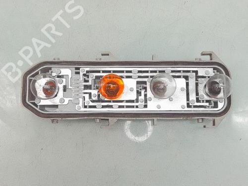 Używane Oprawka żarówki RENAULT CLIO II (BB_, CB_) 1.2 16V (BB05, BB0W, BB11, BB27, BB2T, BB2U, BB2V, CB05,... (75 hp) 32135860