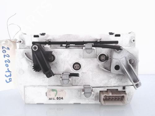 AC-Styringsenhed/Manøvreenhed PEUGEOT 206 Hatchback (2A/C) 2.0 HDI 90 (90 hp) 25361627