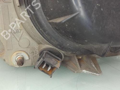 Used Right headlight Right headlight RENAULT SUPER 5 (B/C40_) 1.1 (48 hp) 25352546 25352546