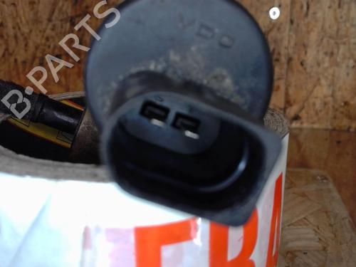 Used Washer pump Washer pump VW TRANSPORTER T5 Bus (7HB, 7HJ, 7EB, 7EJ) 2.5 TDI (174 hp) 25366854 25366854