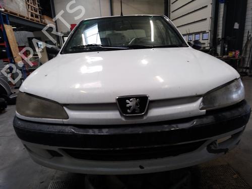 Used Parts PEUGEOT 306 Hatchback (7A, 7C, N3, N5) 1.9 D (68 hp) 4251036